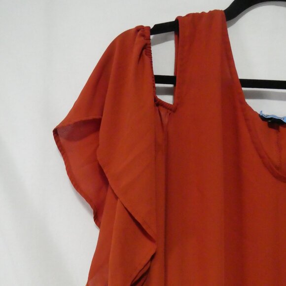 TORRID | size 2 | Rusty Orange Short Sleeve Blouse | Cold Shoulder - Picture 3 of 12